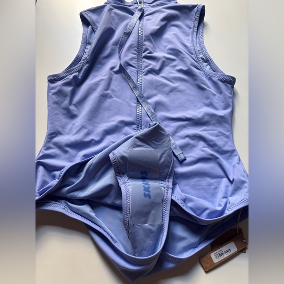 NWT Skims Signature Swim Sleeveless One Piece Zip-Back Periwinkle M SW-SLO-0793 - Picture 9 of 9